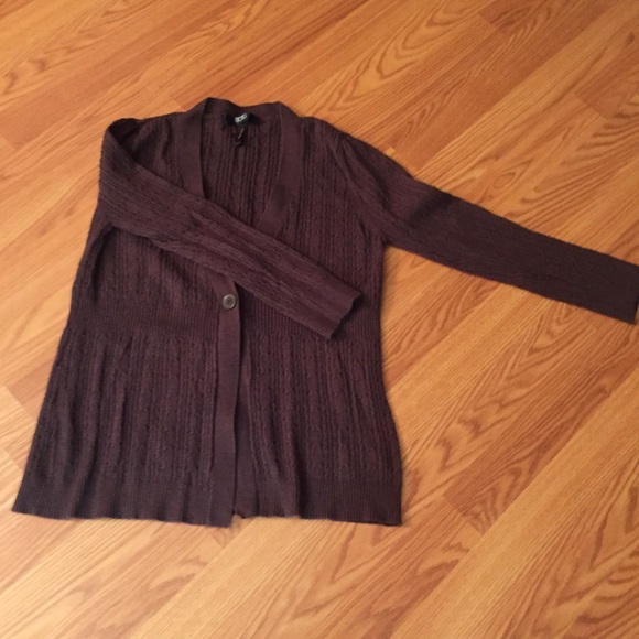 BCBG Paris Cardigan - Picture 4 of 7
